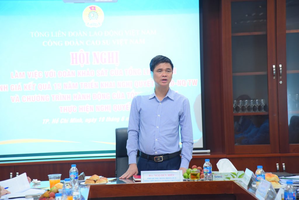 Tổng Liên đoàn Lao động Việt Nam khảo sát việc thực hiện Nghị quyết 20-NQ/TW tại Công đoàn Cao su Việt Nam
